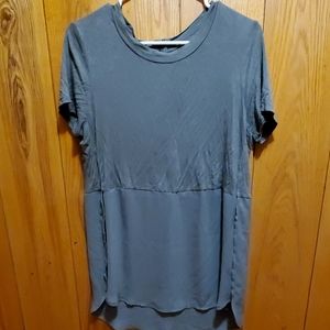 Stretchy top with detail on bottom